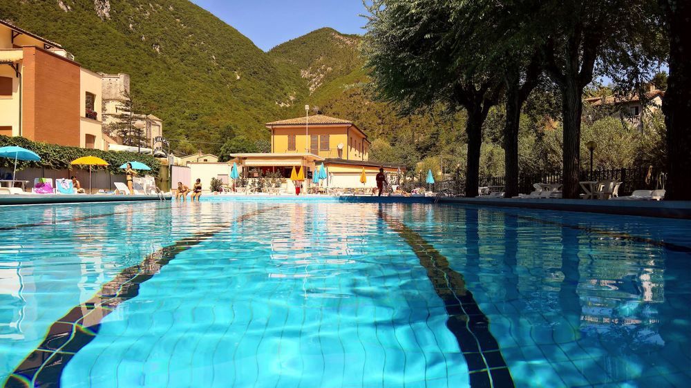 Hotel Terme Di San Vittore Genga (Ancona) Exterior foto